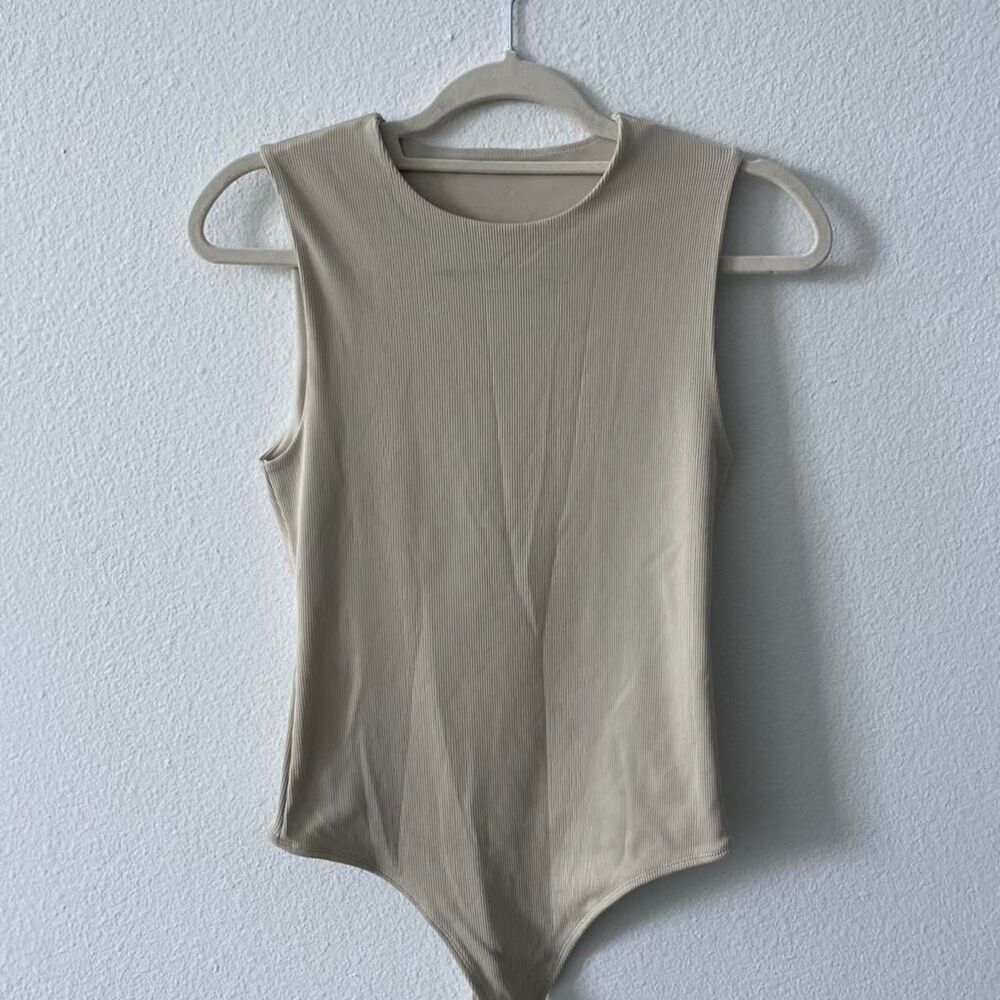 Abercrombie & Fitch Ribbed Body Suit Women's S Casual Fitted Sleeveless Cream